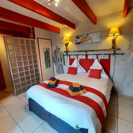 Bed and Breakfast L'Echappee Tremoussante Saint-Barthélemy-de-Vals Zewnętrze zdjęcie