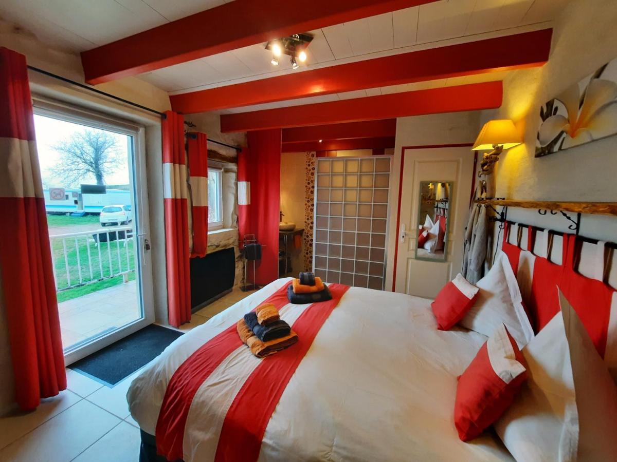 Bed and Breakfast L'Echappee Tremoussante Saint-Barthélemy-de-Vals Zewnętrze zdjęcie