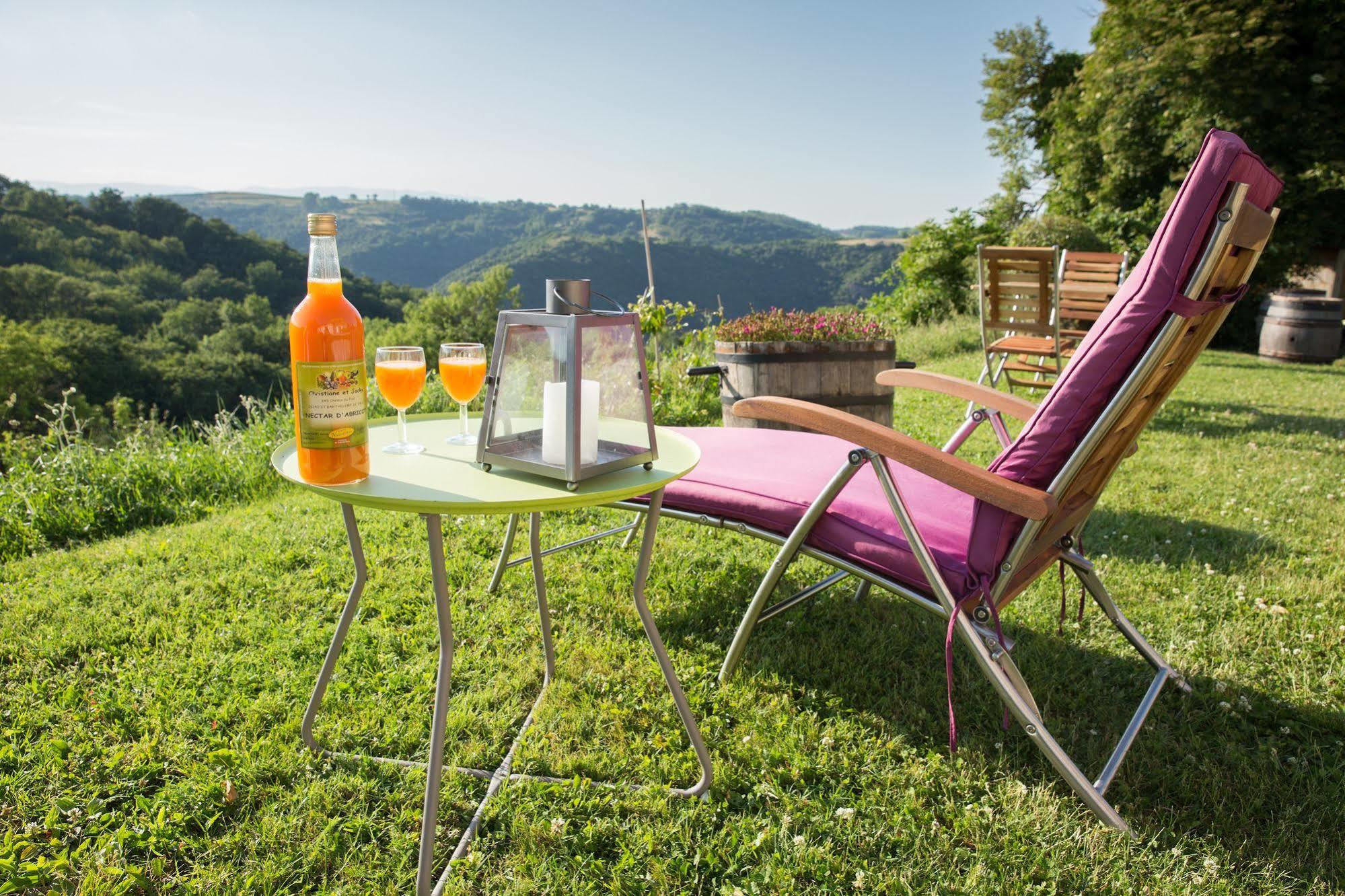 Bed and Breakfast L'Echappee Tremoussante Saint-Barthélemy-de-Vals Zewnętrze zdjęcie